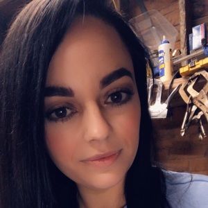 Meet your Posher, Sylvia